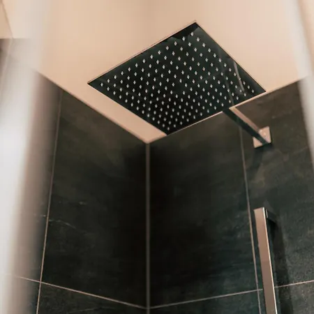 Deluxe Mit Arbeitsplatz Im Denkmalhaus, Und Ruhige Zentrale Lage Von Halle Saale We1 Apartment Halle (Saale)