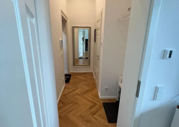 Deluxe Mit Arbeitsplatz Im Denkmalhaus, Und Ruhige Zentrale Lage Von Halle Saale We1 * Halle (Saale)