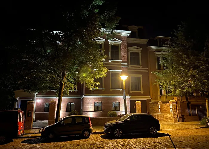 Deluxe Mit Arbeitsplatz Im Denkmalhaus, Und Ruhige Zentrale Lage Von Halle Saale We1 Daire