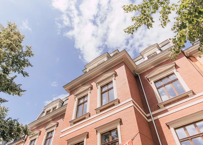 Deluxe Mit Arbeitsplatz Im Denkmalhaus, Und Ruhige Zentrale Lage Von Halle Saale We1