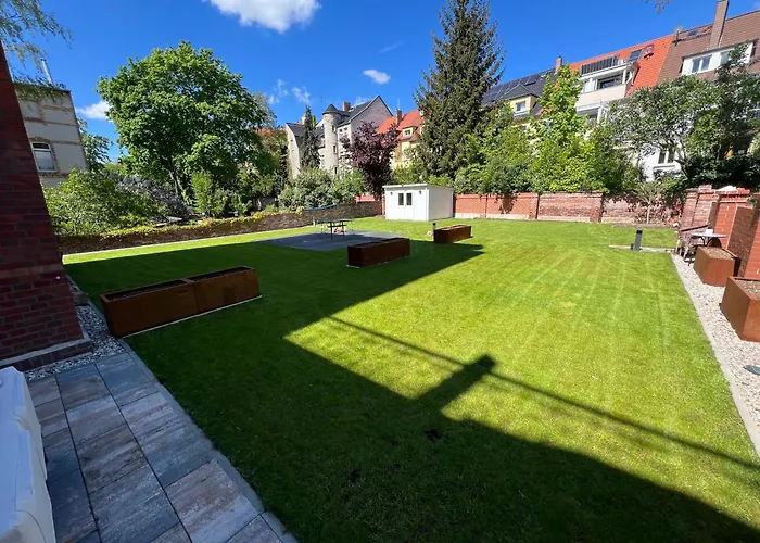 Deluxe Mit Arbeitsplatz Im Denkmalhaus, Und Ruhige Zentrale Lage Von Halle Saale We1 Daire *